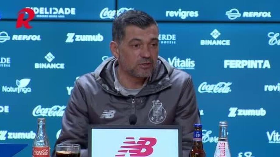 Técnico do FC Porto mostra-se, ainda assim, solidário com o protesto do polícias