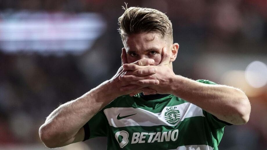 Avançado sueco tem o universo do Sporting a seus pés