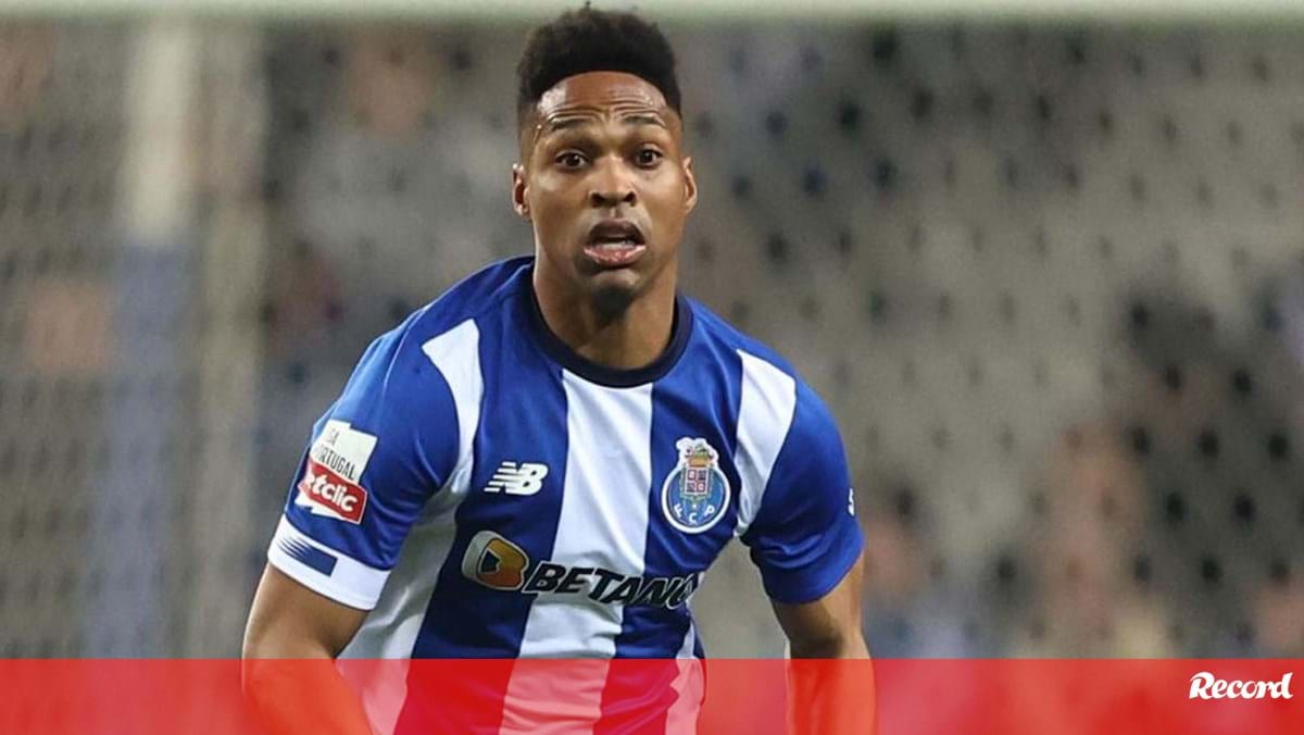 Wendell prolonga ausência em treinos do FC Porto