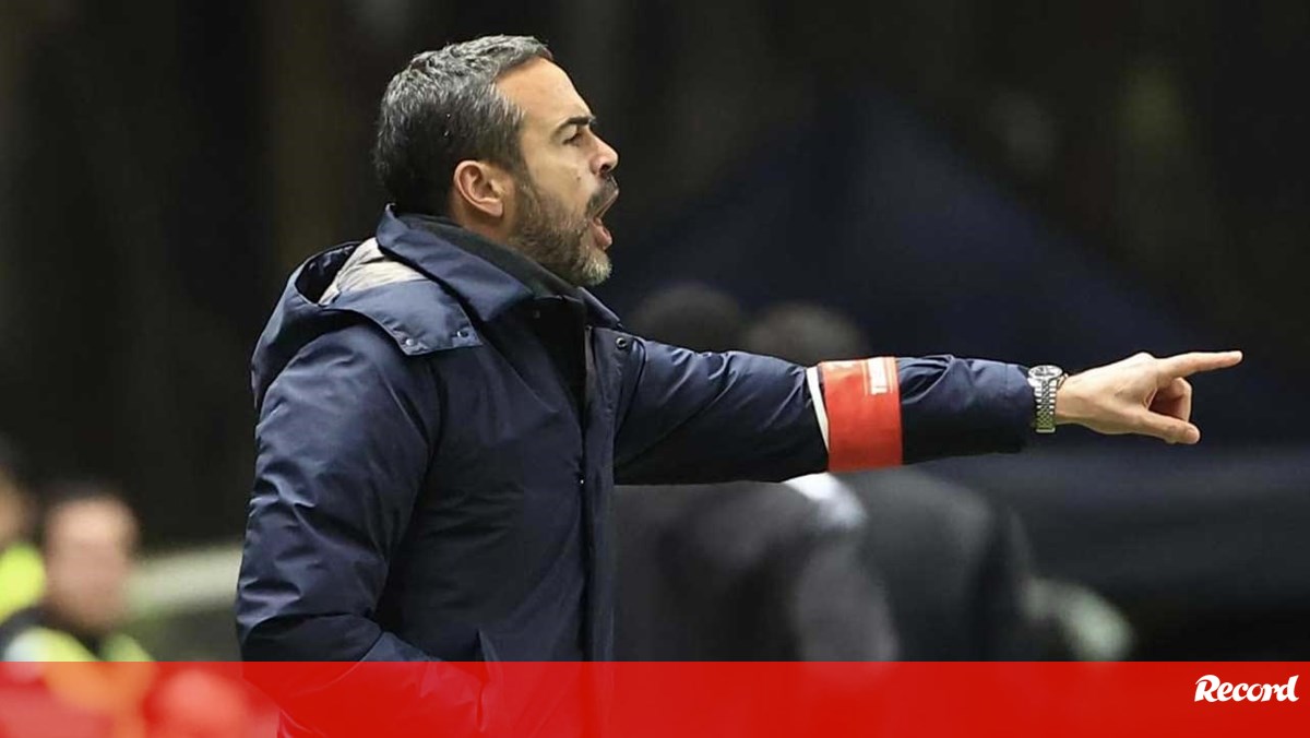 Artur Jorge antevê jogo difícil em Vila do Conde: «Temos de impor a nossa forma de jogar»