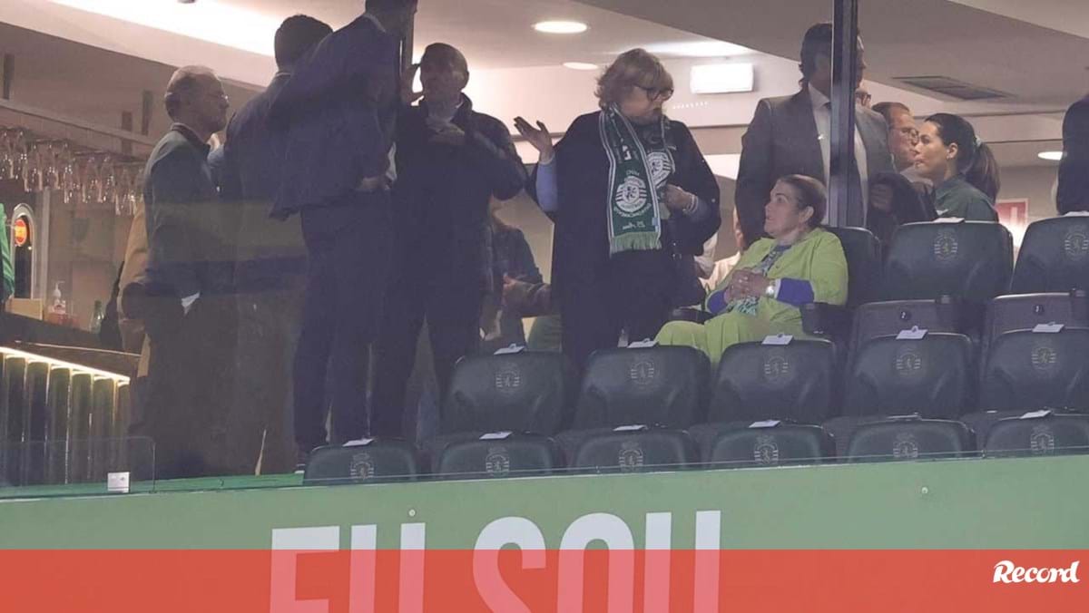 Dolores Aveiro assiste ao Sporting-Boavista em Alvalade