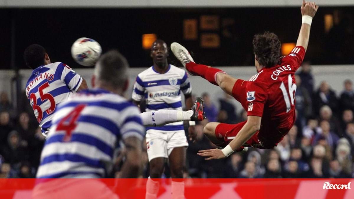 Liverpool recorda golo incrível de... Coates