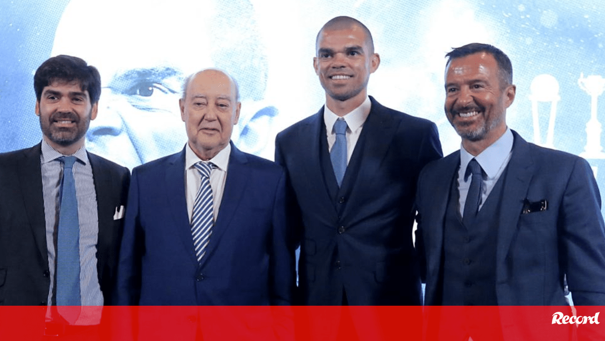 Jorge Mendes tem 11 milhões de euros à espera