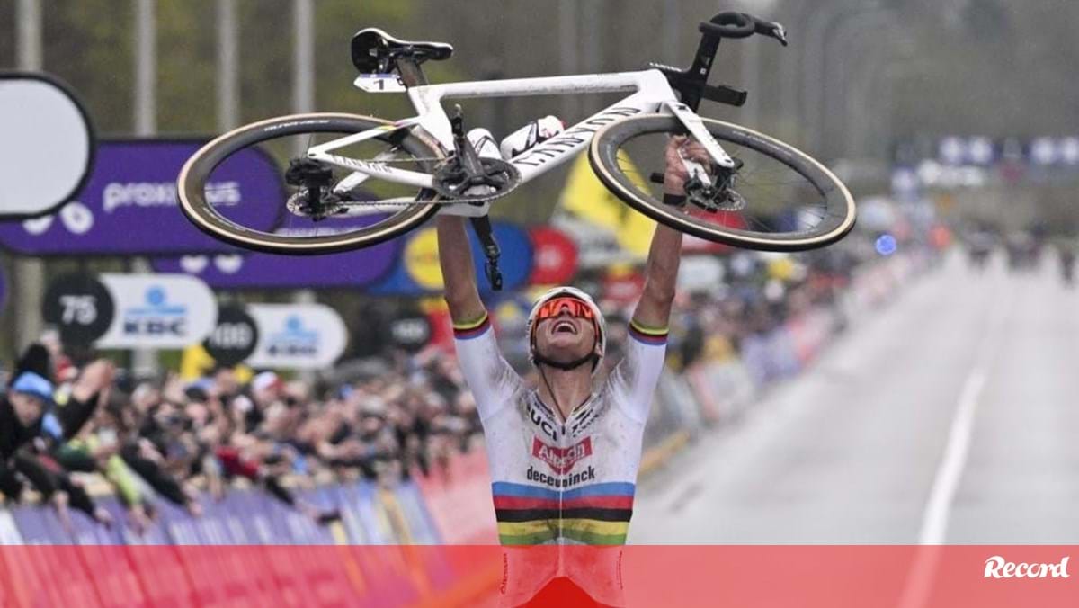 Mathieu van der Poel Equals Record for Victories in Tour of Flanders with Dominant Win