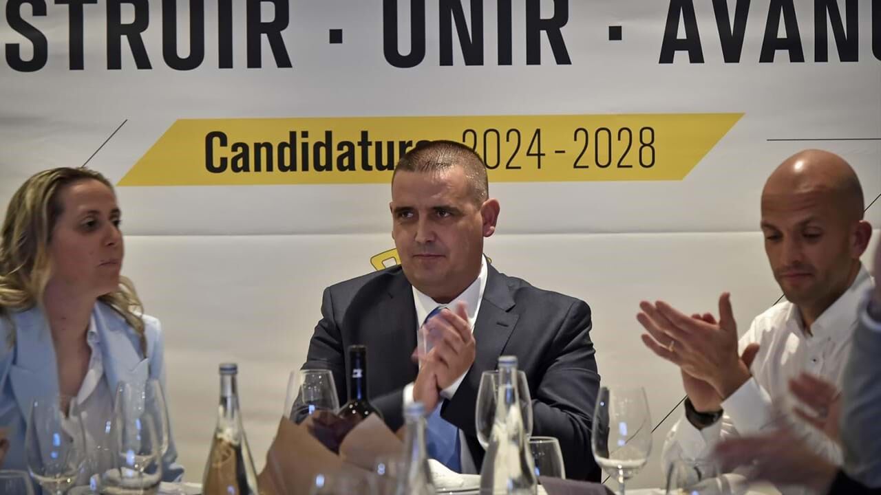 Luciano Gonçalves (ao meio) teve o apoio de Luís Godinho 