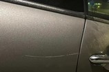Carro do chefe dos 'Super Dragões' vandalizado à porta do Estádio do Dragão