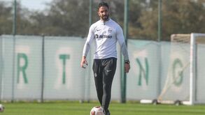 Sporting regressa ao trabalho após a vitória no dérbi ainda com duas baixas