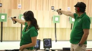 Joana Castelão e João Costa em 12.º em equipas mistas do Europeu de tiro a 10 metros