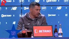 Conceição e o ataque móvel: «Trabalhamos em função do que tem sido o Benfica na sua dinâmica»