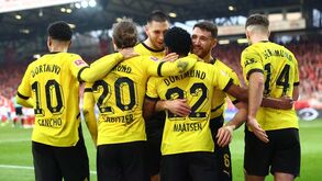 Dortmund vence Union Berlim e segura quarto lugar da Bundesliga