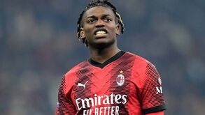 Rafael Leão responde aos críticos: «Às vezes penso 'este tipo percebe alguma coisa de futebol?'»