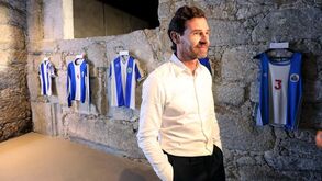 CFO de André Villas-Boas analisa relatório e contas do FC Porto em conferência de imprensa