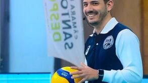 José Caramez arbitra primeira mão da final da Taça CEV de voleibol
