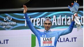 Juan Ayuso bate Filippo Ganna no crono de abertura do Tirreno-Adriático