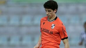 Álvaro Pacheco obrigado a mexer: Manu Silva na vaga de Tomás Ribeiro