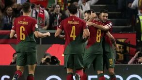 Portugal-Irlanda quase esgotado