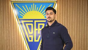 João Basso acredita numa surpresa do Estoril frente ao Benfica: «Podemos ganhar na Luz»