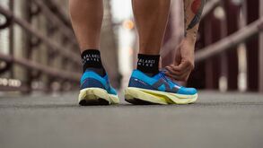 New Balance lança FuelCell Rebel v4, as mais versáteis da história da marca