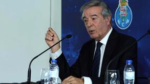 Fernando Gomes em reuniões na UEFA