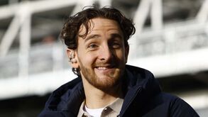 Capitão do Luton que colapsou em campo foi pai: «Achava que o futebol era a coisa mais importante do mundo»
