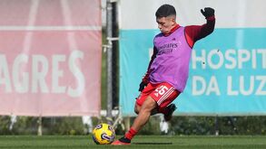 Prestianni titular no Benfica B