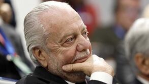 Presidente do Nápoles promete prémio milionário com presença no Mundial de Clubes