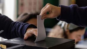 Eleições: Afluência às urnas às 16h00 era de 51,96% 