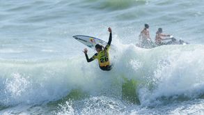 Líder mundial feminina sai de cena no MEO Rip Curl Pro Portugal
