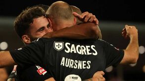 Aursnes não é caso único: outros jogadores que anunciaram precocemente o adeus à seleção