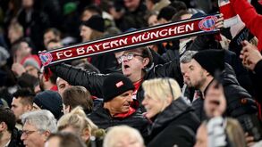 Bayern é castigado pela UEFA e não terá adeptos fora de casa nos 'quartos' de Liga dos Campeões