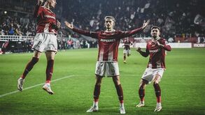 Antigo internacional romeno garante que Benfica tem Albion Rrahmani debaixo de olho