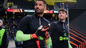 Luta na baliza do Sporting: Os números de Adán e Franco Israel