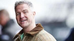 Ralf Schumacher atira-se ao 'velho' Alonso: «Tem 42 anos e continua aqui...»