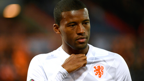 Wijnaldum está de regresso à seleção da Holanda