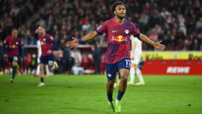 Leipzig sobe a lugar de Champions na Bundesliga após goleada em Colónia