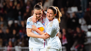 Lyon goleia antes da visita à Luz para disputar os 'quartos' da Champions feminina