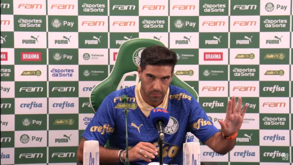 Abel Ferreira: «Aguentamos essa pressão de dizer que o Palmeiras é o favorito do Paulistão»