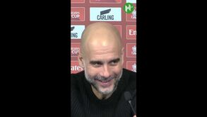 Guardiola volta a sublinhar importância de Bernardo Silva no Manchester City: «Todos o adoram»