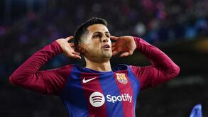 João Cancelo reforça desejo de voltar ao Benfica: «Quero muito, muito mesmo»