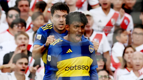 Jovem médio do Boca Juniors associado ao Benfica