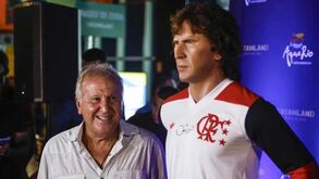 Rio de Janeiro homenageia Zico com uma estátua de cera