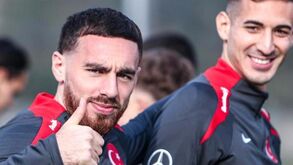 Kökçü mostra-se a treinar: «Continuar a trabalhar para o nosso país»