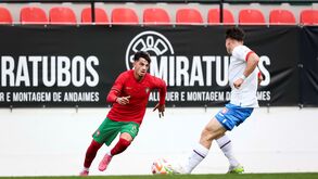 Portugal empata com República Checa em duelo com 4 golos na 2.ª parte 