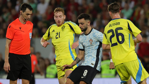 Os casos do Portugal-Suécia: especialista Record analisa os principais lances de arbitragem