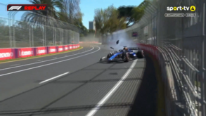O violento acidente que tirou o Williams de Albon do Grande Prémio da Austrália