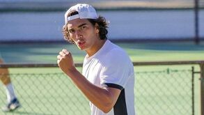 Henrique Rocha apura-se pela primeira vez para as meias-finais de um challenger