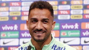 Danilo e o início na seleção brasileira: «Estavam cá jogadores como o Ronaldinho Gaúcho e o Júlio César. Era como ir à Disney…»