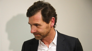 Villas-Boas avisa Jorge Mendes e Bertolucci: «Não venham cobrar-nos à pressa, porque a direção mudou» 