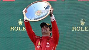 Carlos Sainz após vitória no GP da Austrália: «Recomendo aos pilotos que tirem o apêndice»
