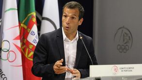 Federação de triatlo aponta a medalha individual e a diploma na estafeta em Paris'2024